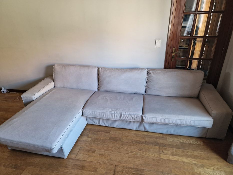 Sofá IKEA KIVIK (3 lugares + chaise longue) – muito confortável