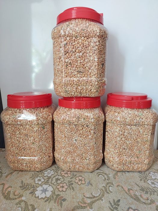 Горох крупа розкіпає