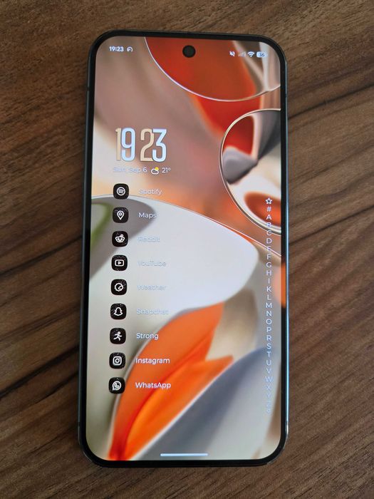 Google Pixel 9 Pro XL – 512GB/16GB RAM – Obsidian Black (+ 4 Premium Cases)