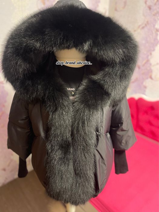 Пуховик з натуральним хутром
