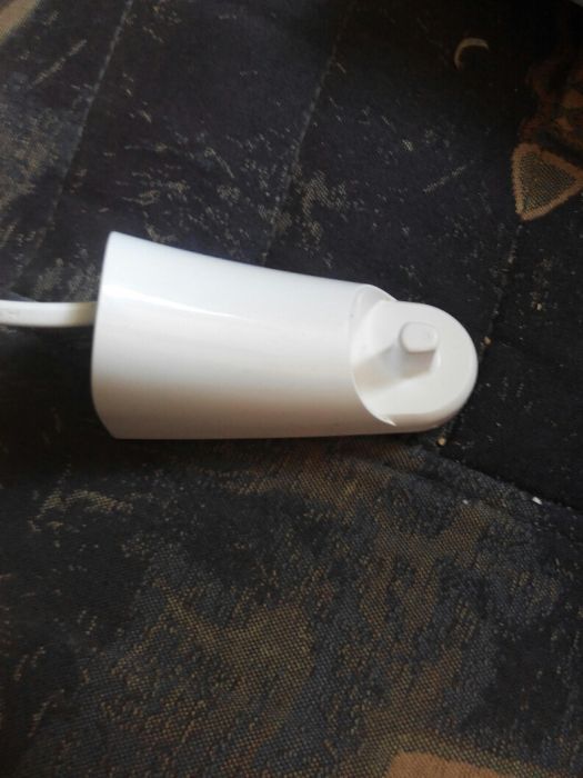 Carregador Oral B Type : 3757 - 0,9W - 1.2W - Type : 3709 -1,2W - 1.3W