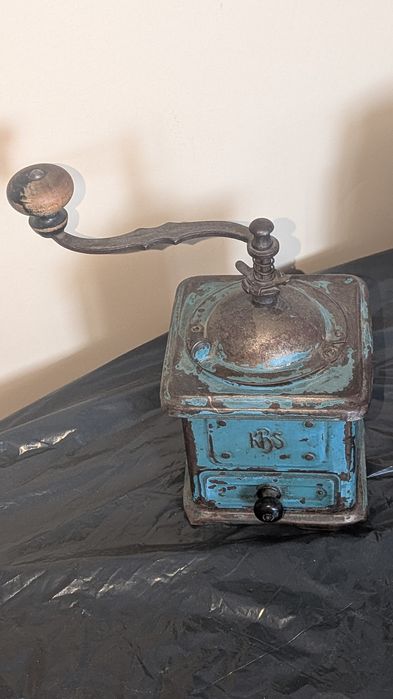 Młynek do kawy metalowy