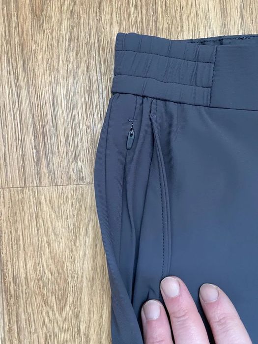 Штани Uniqlo нові L