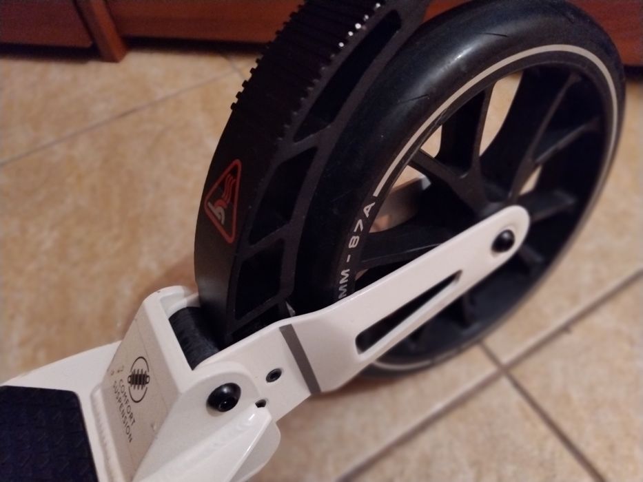 Hulajnoga Oxelo Town 7 SUSP 200MM z amortyzatorem