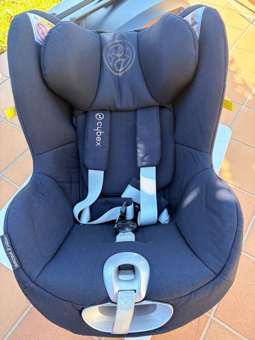 Vendo cadeira automóvel Cybex Sirona Z tecido premium azul marinho + isofix