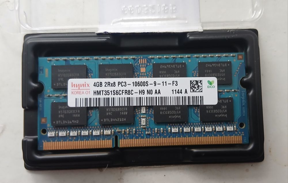 Оперативна пам'ять DDR4  Hynix 4Gb 2Rx8  PC3-10600S-9-11-F3