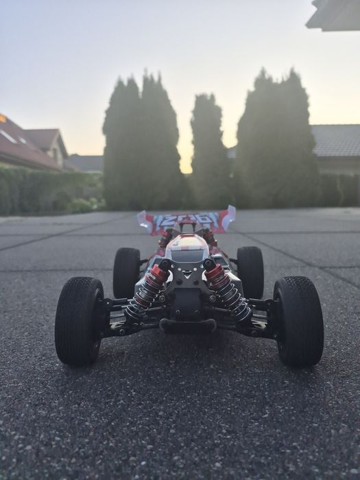 Auto RC Wltoys 144001 Buggy