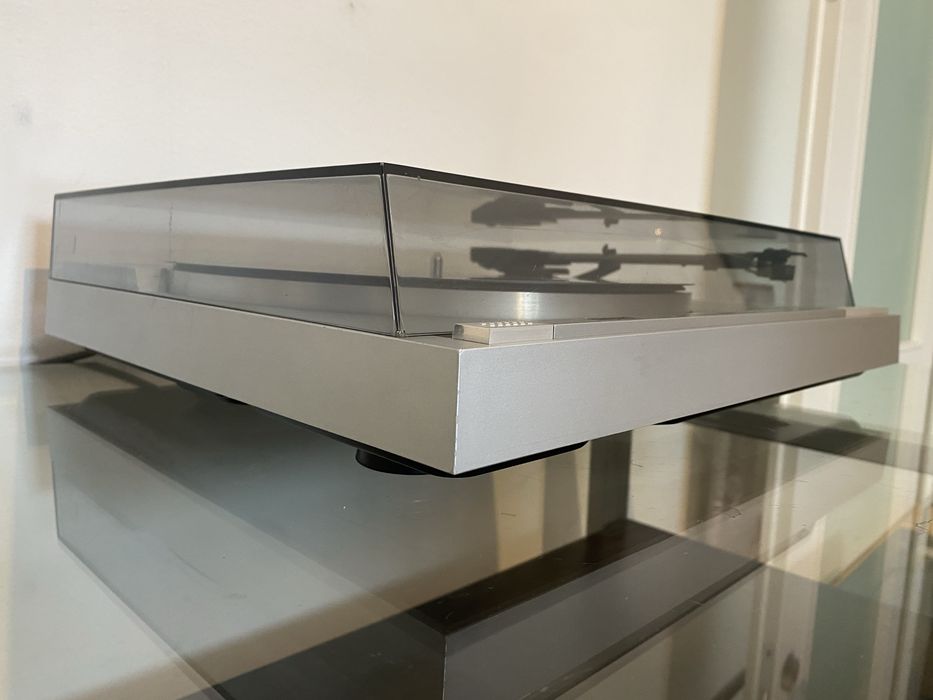 Вініл вініловий програвач Yamaha P-220