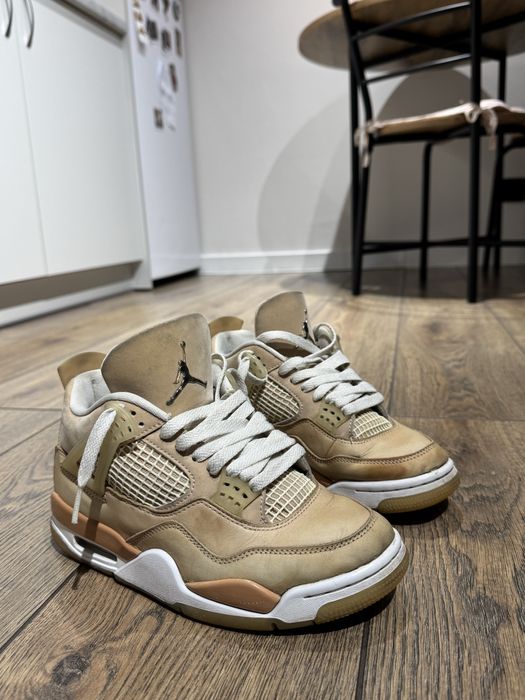 Nike air jordan 4 retro beige