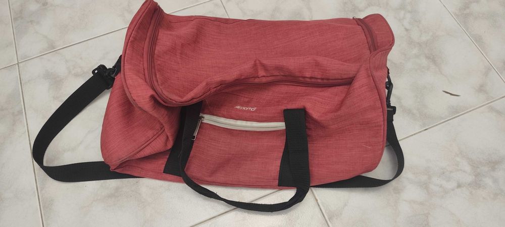Bolsa/Mala de Viagem e Ginásio
