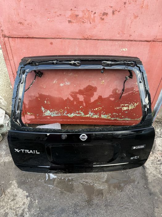 Крышка багажника Nissan Xtreil