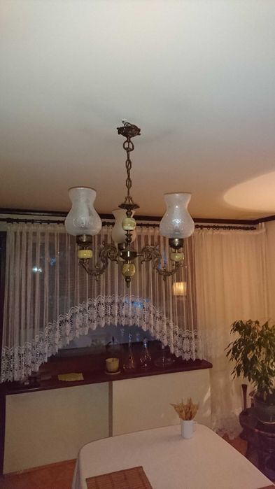 Żyrandol mosiężny , 3-ramienny , stylizowany