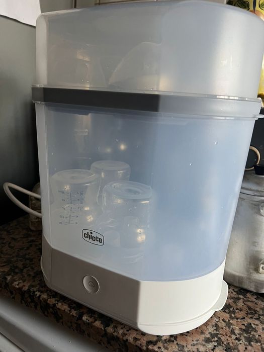Esterilizador biberões Chicco e Aquecedor de Biberoes64861248034690121