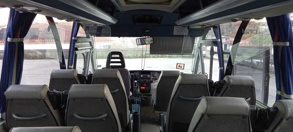 Minibus / Autocarro Atomic IVECO 390 (177cv) 27 Lugares