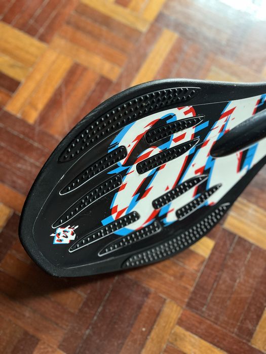 Skate estilo Waveboard