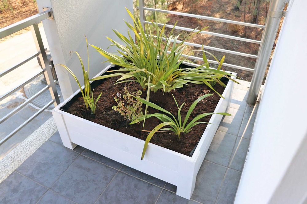 Floreiras em Madeira Tratada