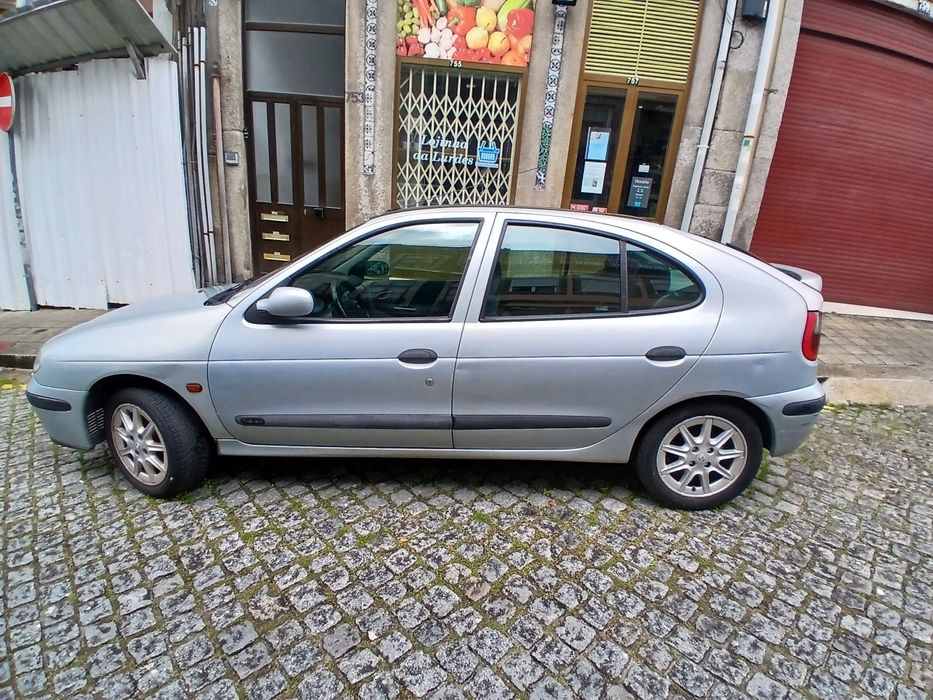 Renault Megane 16v