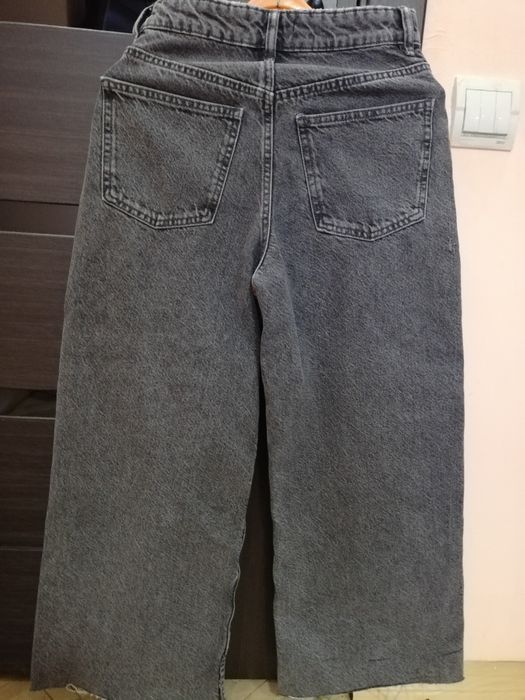 Джинси  капрі Zara кльош
