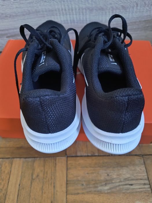 Nike Downshifter 11, buty sportowe damskie, rozmiar 38