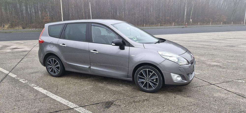 Renault Grand Scenic Bose 1.9DCI