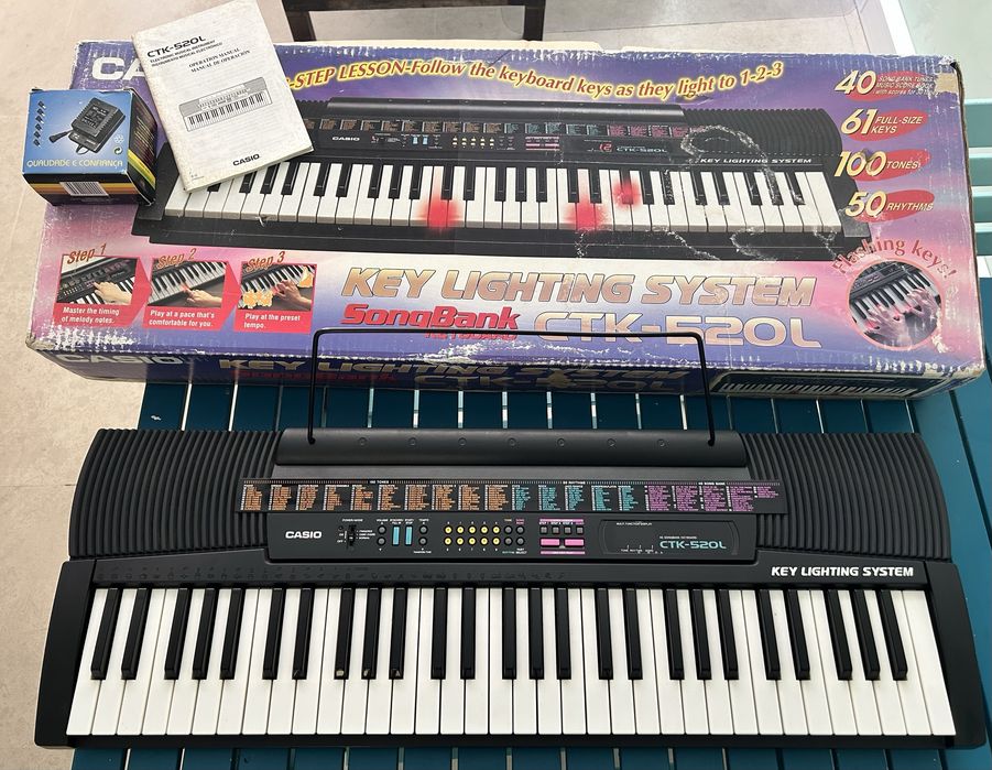 Piano casio CTQ-520L