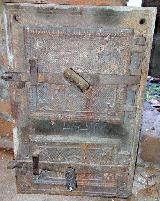 drzwiczki żeliwne do pieca