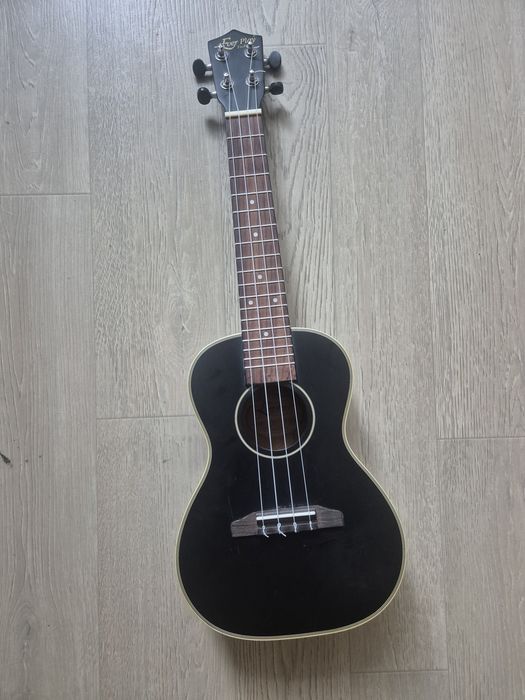 Ukulele koncertowe Ever Play TaiKi - czarne, stylowe