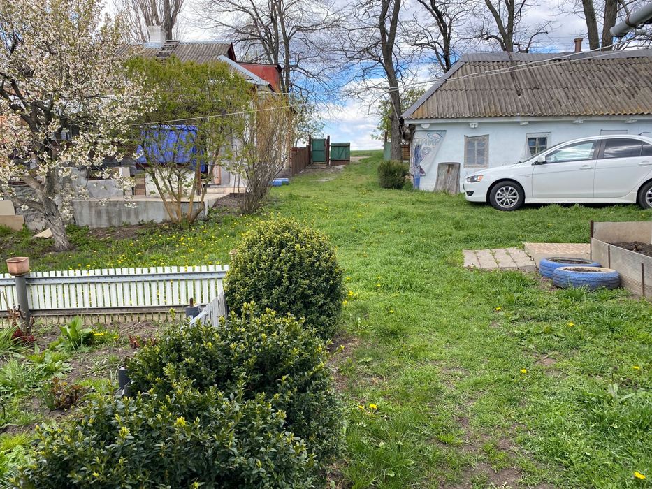 Продаж приватного житла в селі