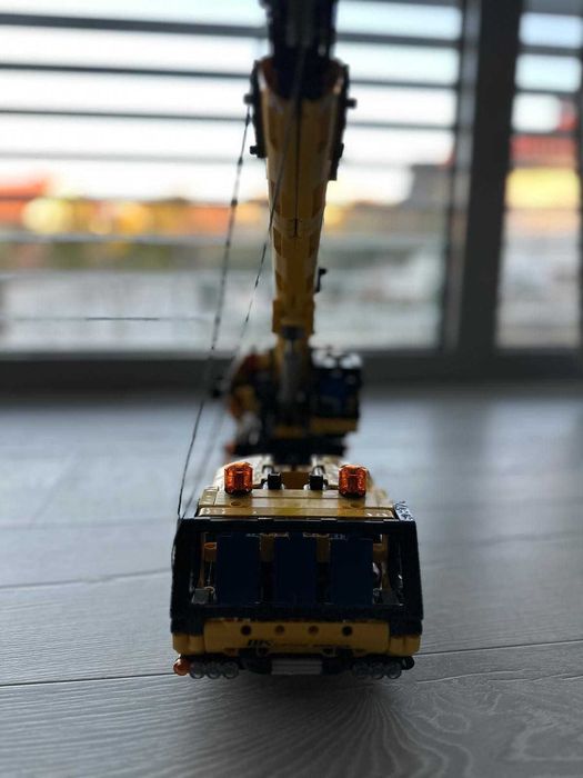 Lego Technic klocki Żuraw Samochodowy