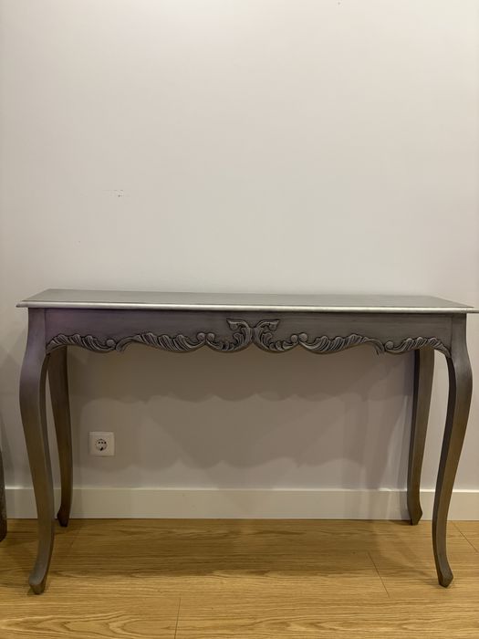 Mesa de entrada - consola
