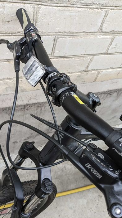 Велосипед Giant REVEL 0 black