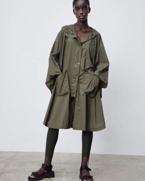 легесенький плащ дождевик от Zara