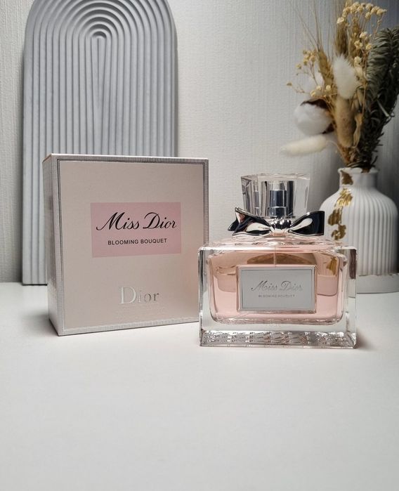 Miss Dior  Парфуми
