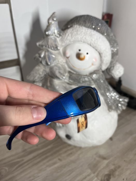 Niebieskie dzieciece okulary przeciwsloneczne