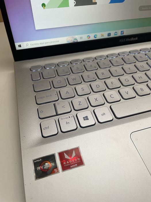 Portatil Asus VivooBook