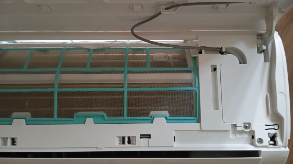 Кондиціонер OLMO OSH-18LD7W в чудовому стані + кронштейн