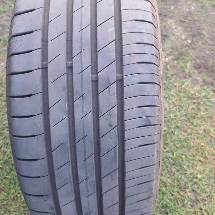 Opona  Goodyear letnia