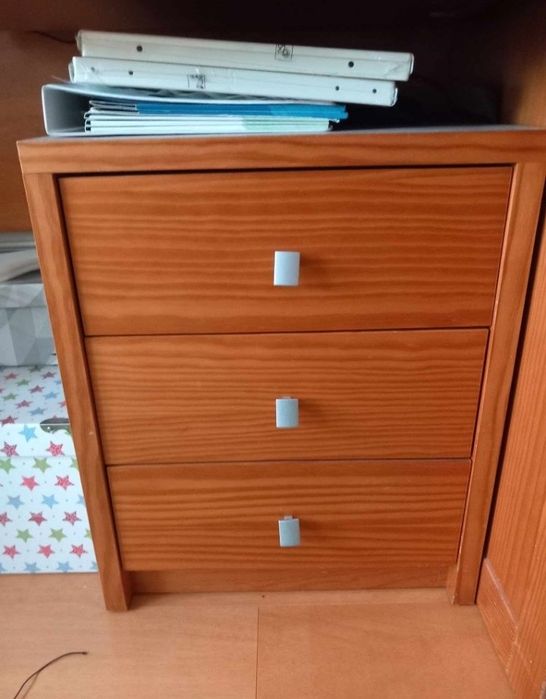 Secretaria com modulo de gavetas