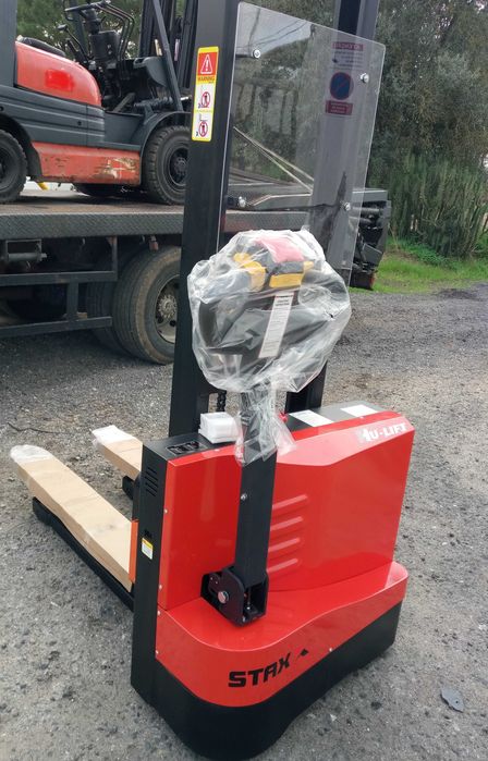 Stacker Elétrico 1000kg NOVO modelo EXCELENTE maquina