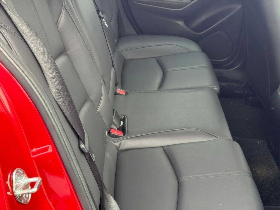 Mazda 3 Premium      2018