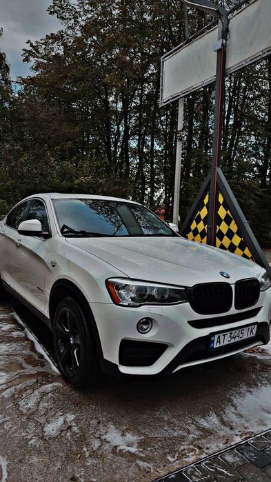 Автомобіль BMW X 4  2016рік