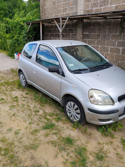 Toyota Yaris  1.0 benzyna