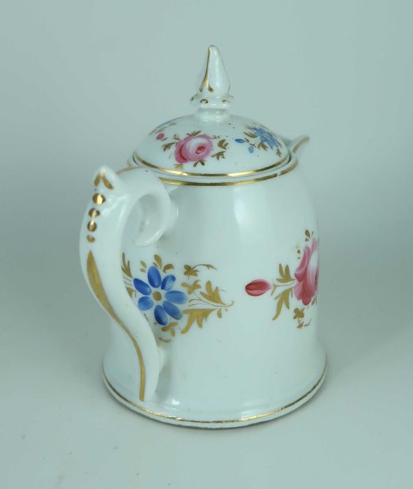 Leiteira com tampa Vista Alegre Séc. XIX - Pintura Manual