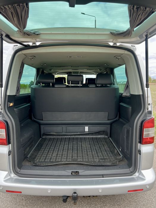 Wynajem VW Multivan Long z boxem dachowym – 5, 7 LUB 8 Osób