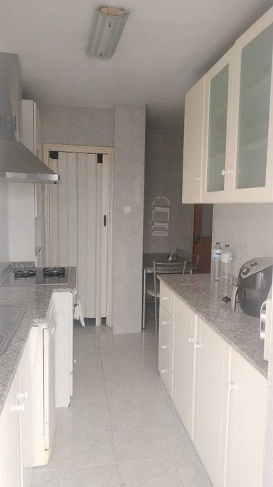 Quarto Mobilado para Alugar – Senhora da Hora 30 m²