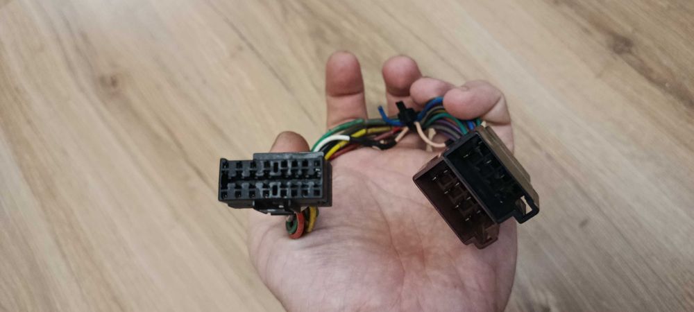 Перехідник ISO 16 pin для підключення автомобільної магнітоли