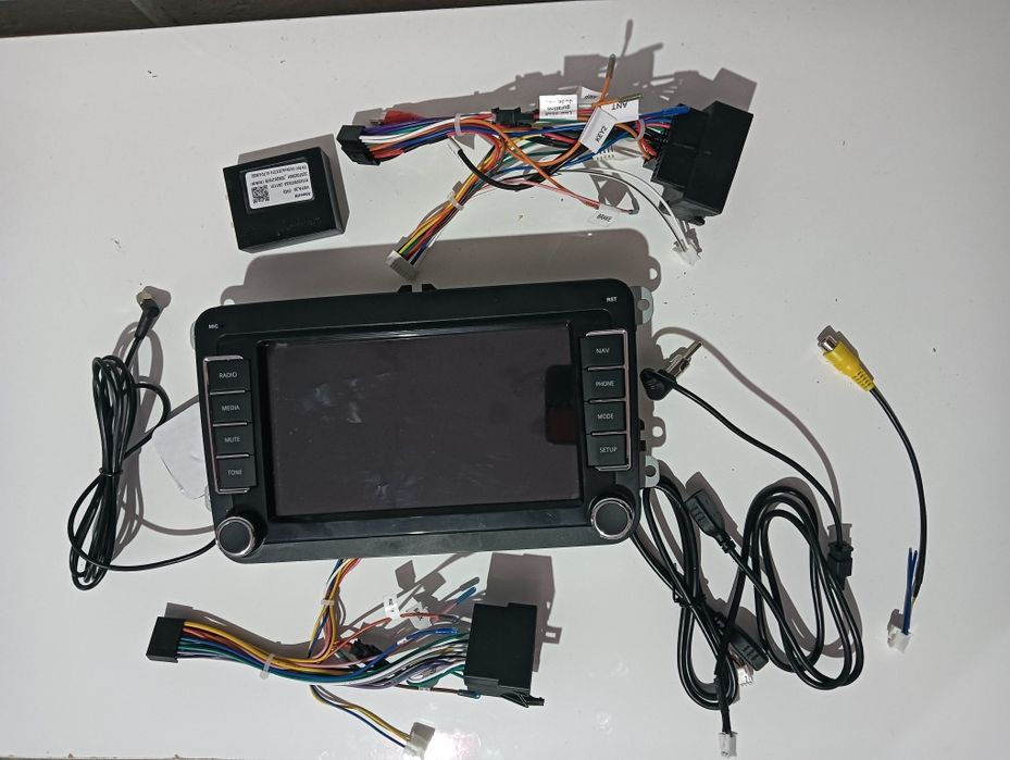 Rádio Multimédia 2DIN NOVO – GPS, Bluetooth, USB VW