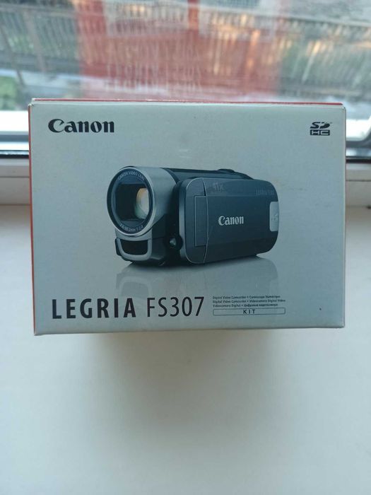 Видеокамера Canon Legria FS 307