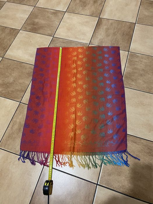 Szal w etniczne wzory.