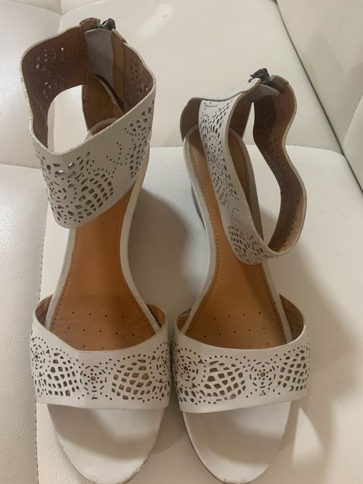 Босоножки оригінал Італія Geox 39р.